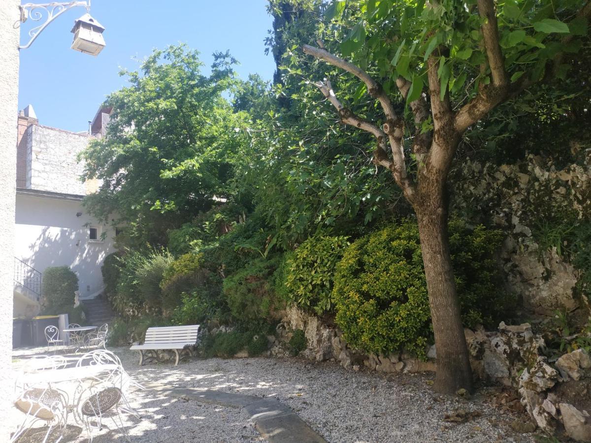 Joli Studio Calme Parking Proche Thermes Et Centre Aix-les-Bains Exterior photo